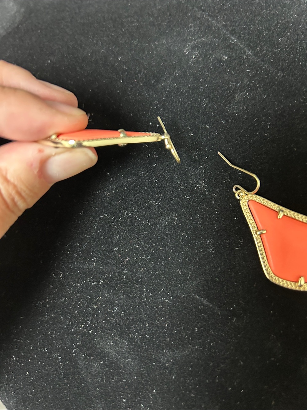 Kendra Scott Alexandria Coral Drop Earrings - - Picture 3 of 3
